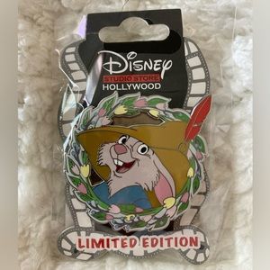 Disney DSSH Disney Studio Store Hollywood Spring Wreath Robin Hood Skippy Pin